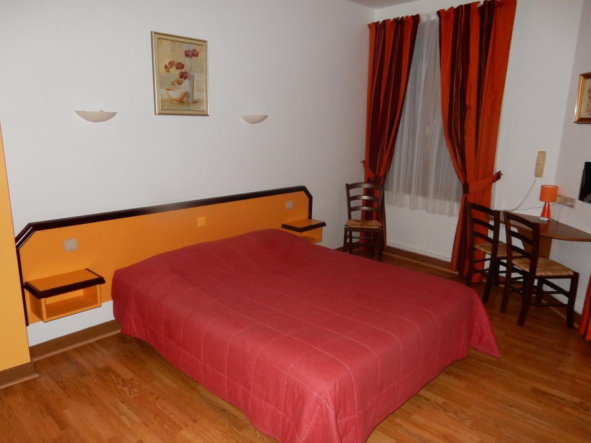 Logis Hotel Saint-Hubert Cour-Cheverny Zimmer foto